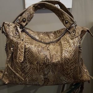 SNAKE SKIN CONVERTIBLE TOTE/WEEKENDER